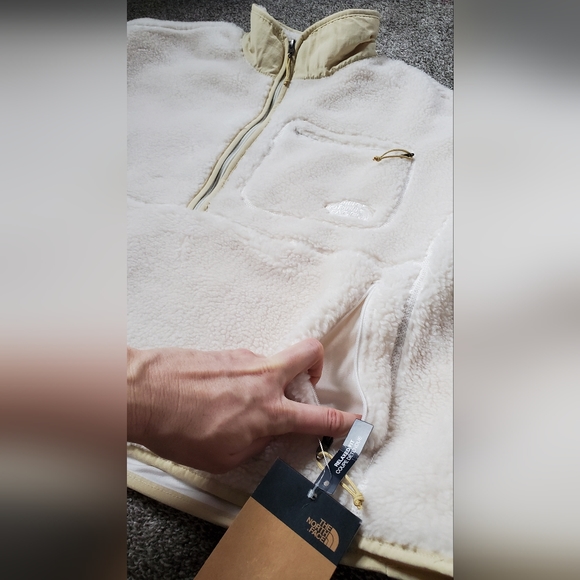 The North Face Women’s Extreme Pile Pullover NEW Size XL - Picture 7 of 16